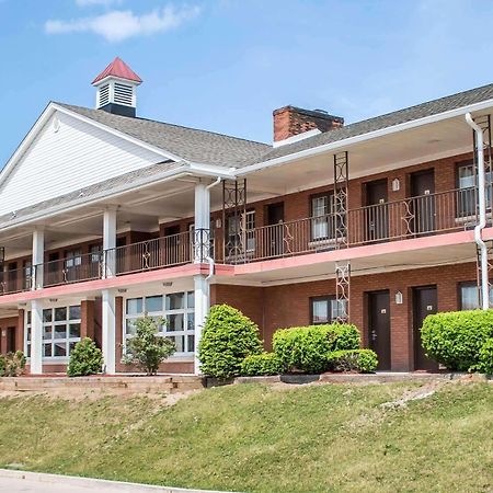 Econo Lodge Williamsport Exterior photo